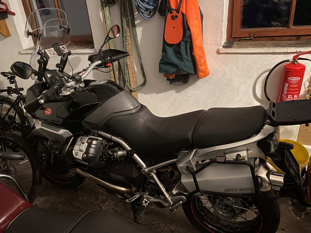 Moto Guzzi Stelvio